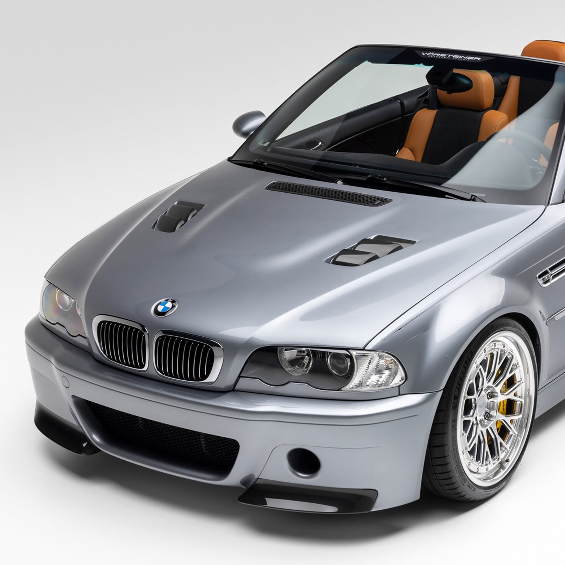Vorsteiner BMV5655 V20 Aero Hood Carbon Fiber PP 1x1 Glossy