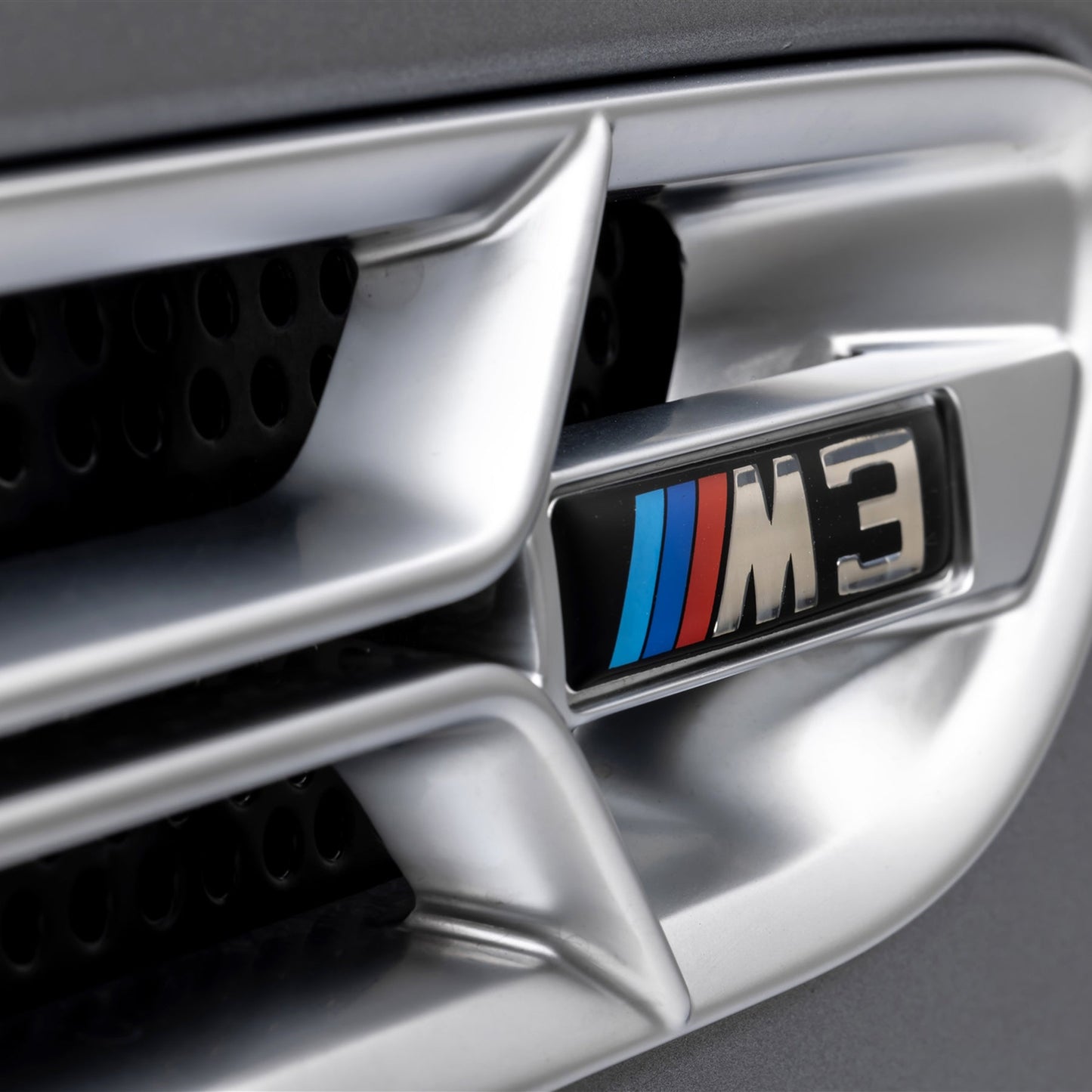 Vorsteiner BMV5695 V20 Aero Limited Side Grilles Nickel Plated