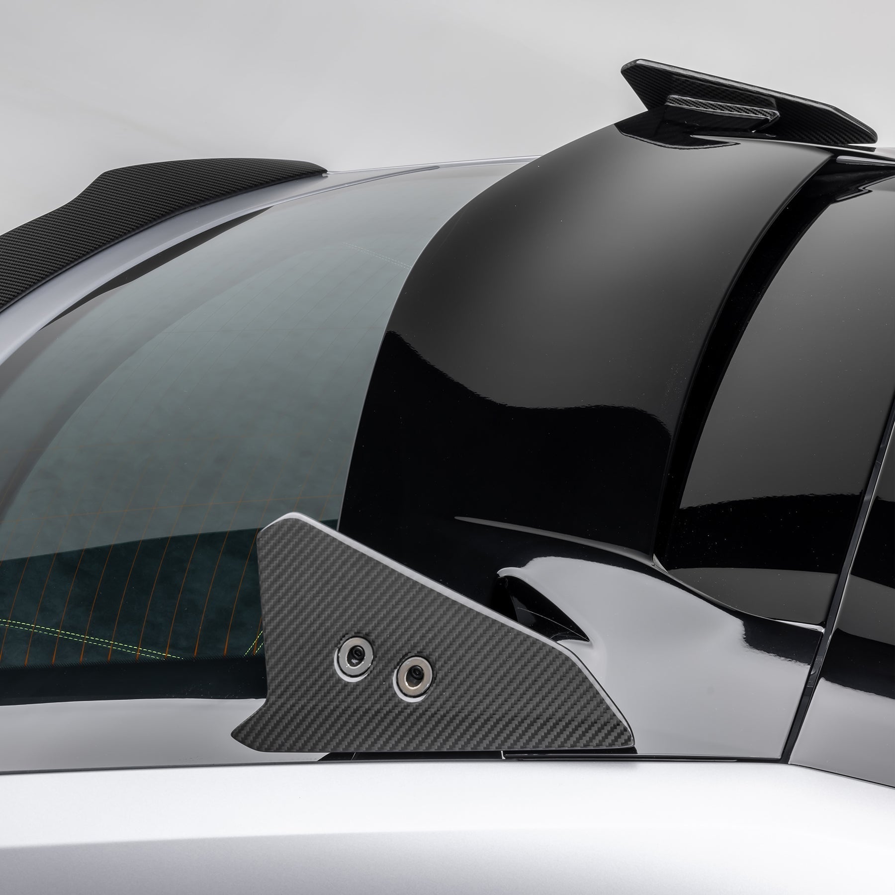 Vorsteiner 5015LOV Lamborghini Urus Performante Edizione Aero Roof Spoiler End Caps