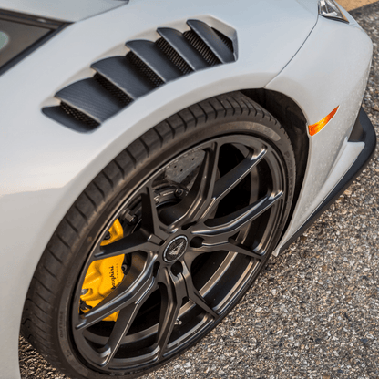Vorsteiner 0940LOV Lamborghini Huracan Novara Edizione Aero Front Fenders w/Integrated Vents and Splash Shields (2x2 Gloss Carbon)