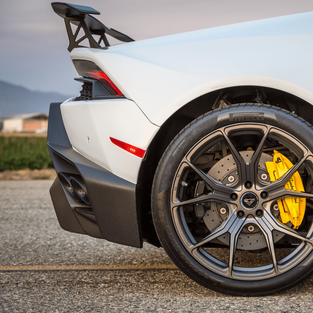 Vorsteiner 0920LOV Lamborghini Huracan Novara Edizione Aero Rear Bumper w/ Rear Diffuser