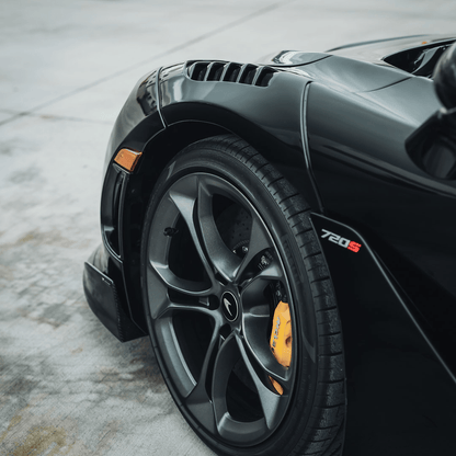 Vorsteiner MVS2090 McLaren 720S Coupe Silverstone Edition Aero Front Fenders w/ Integrated Vents.