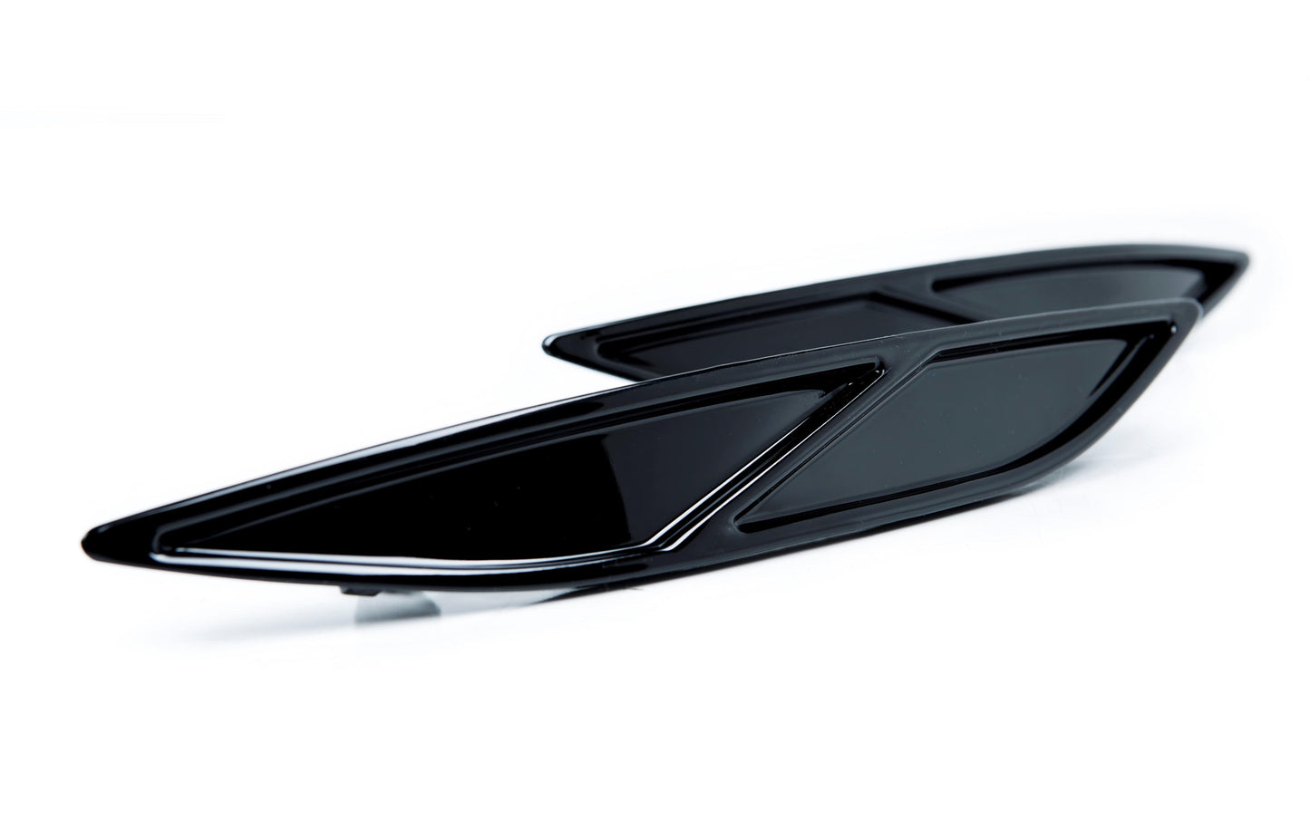 Acexxon R03-20-2 VW Gloss Black Rear Reflector Insert Set - Diagonal Slat