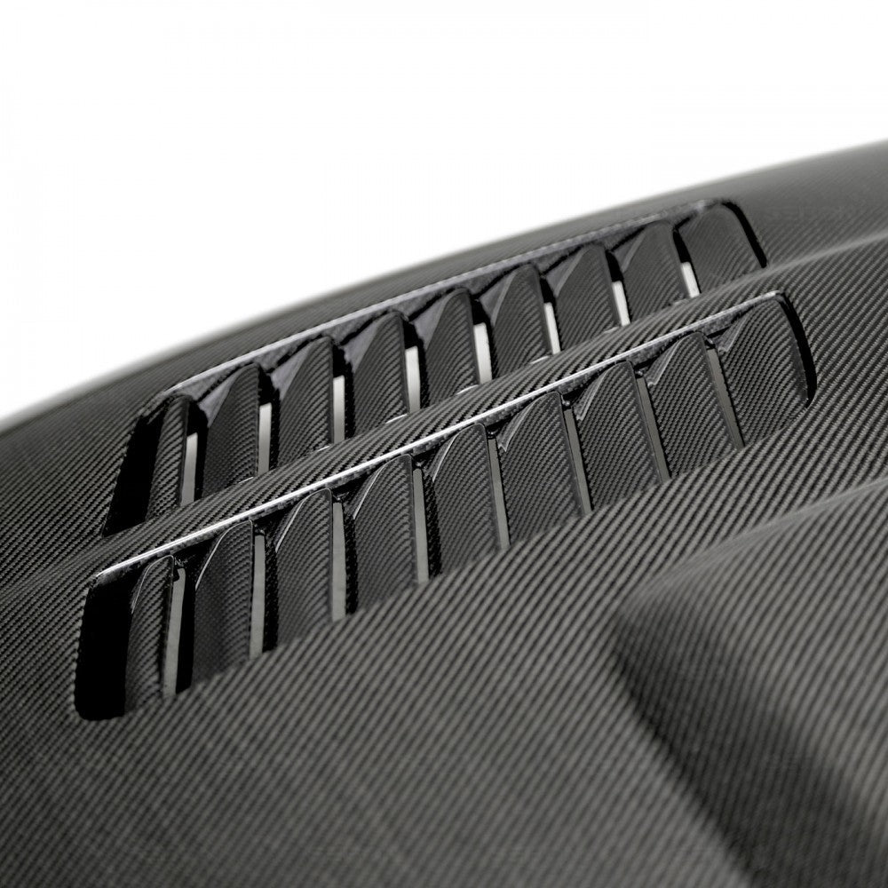 Seibon BMW E82 E87 E88 GTR-Style Gloss Carbon Fibre Bonnet (Inc. 116i, 120i, 135i & 1M)