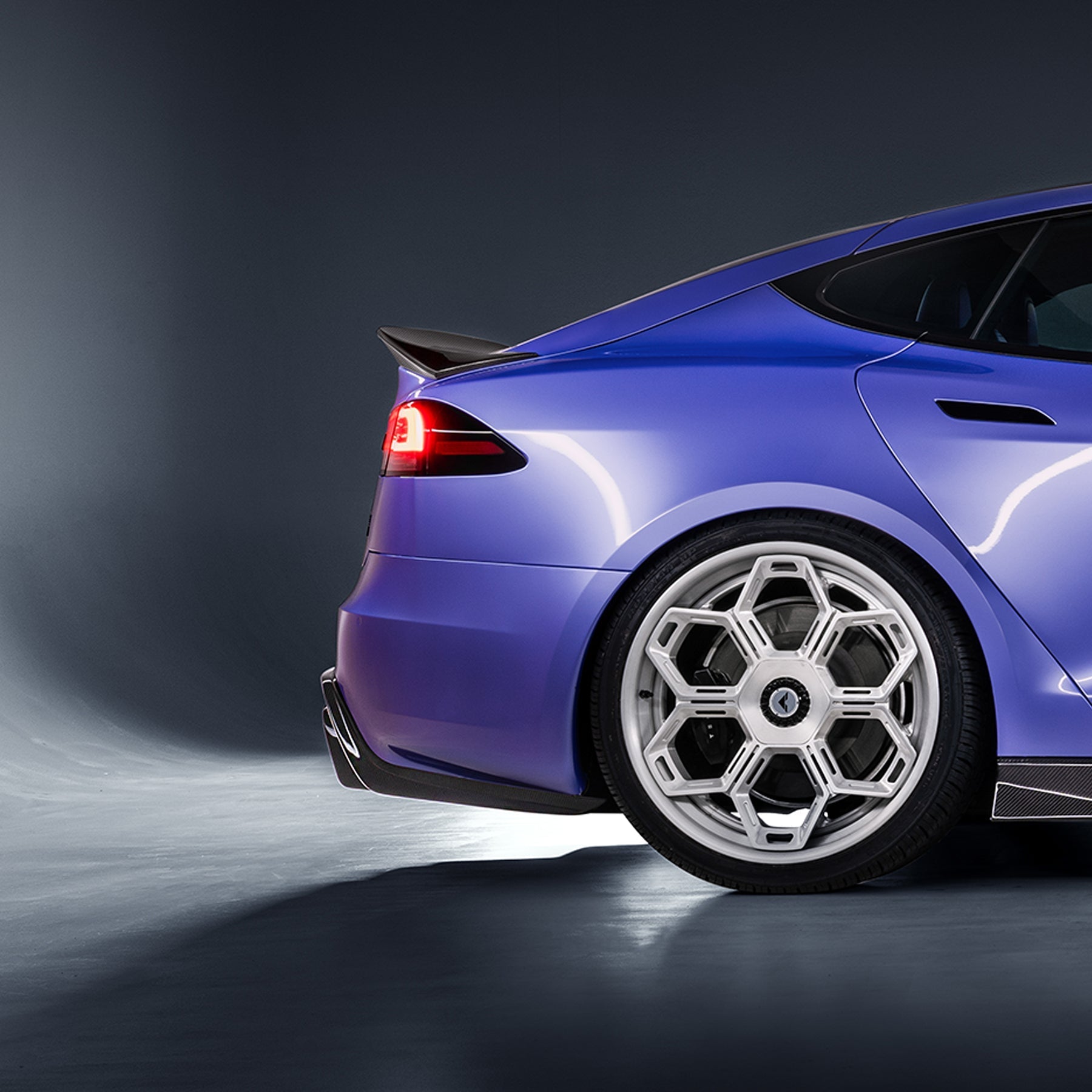 Vorsteiner TEV3040 VRS Tesla Model S Plaid Aero Rear Diffuser Carbon Fiber PP 2x2 Glossy
