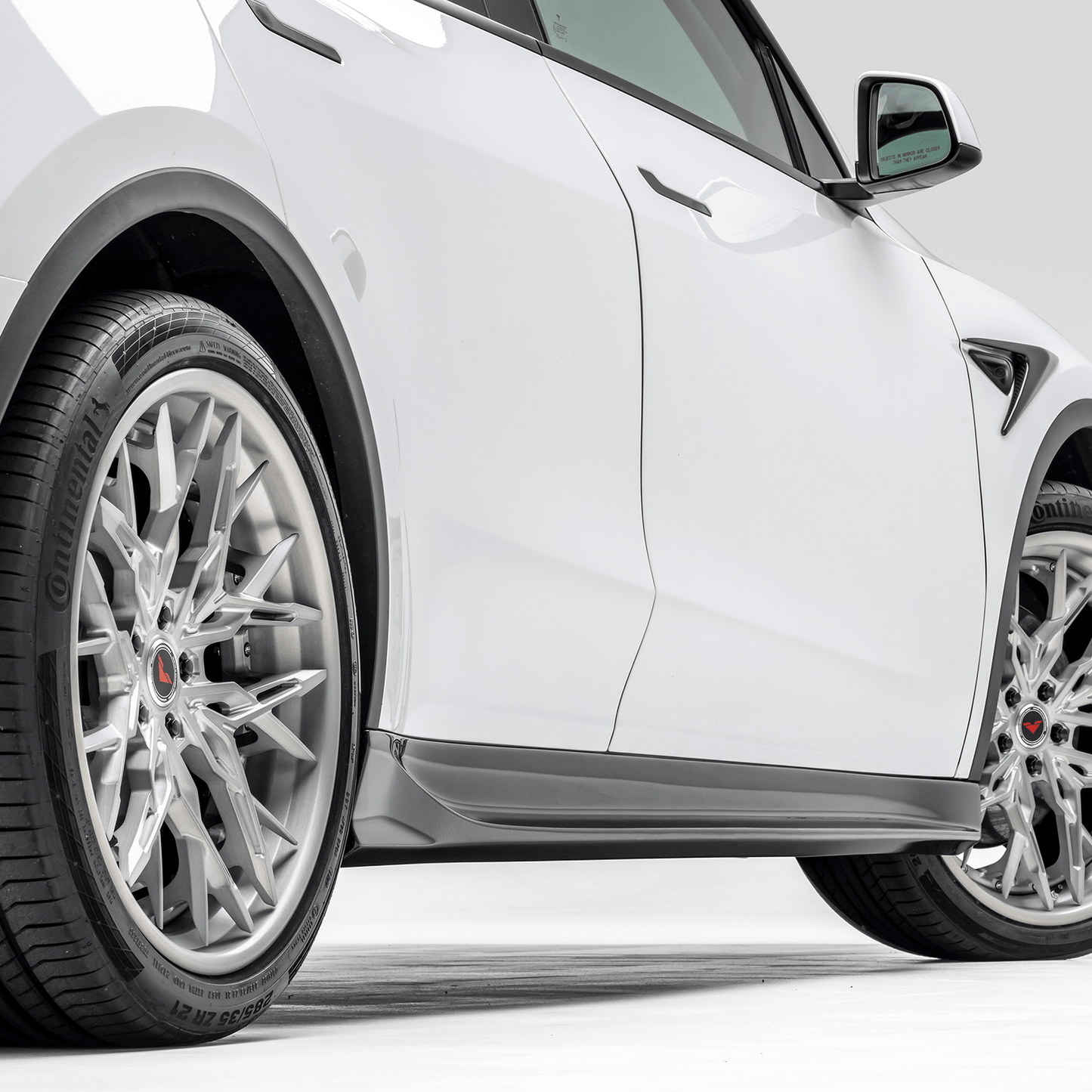 Vorsteiner TEV2030 Tesla Model Y Aero Side Skirts