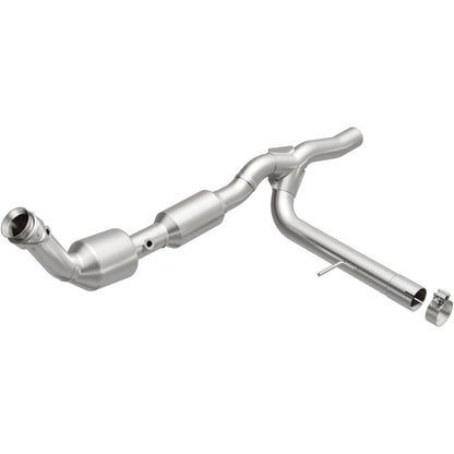 MagnaFlow Direct Fit Catalytic Converter 2005 Ford F150 V8