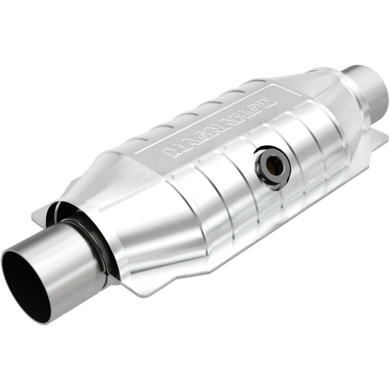 MagnaFlow Universal Catalytic Converter 2.50 Mid O2 Rear