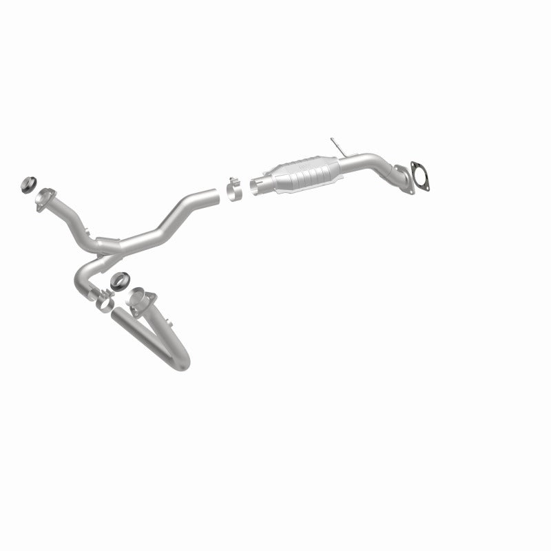 MagnaFlow Direct Fit Catalytic Converter 00-05 Blazer 4WD 4.3L