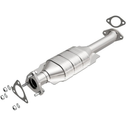 MagnaFlow Direct Fit Catalytic Converter 01-02 Kia Sportage Rear