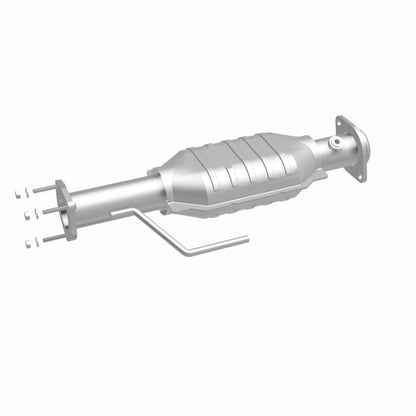 MagnaFlow Direct Fit Catalytic Converter 00-04 Jeep Wrangler 4.0L Rear/2.4L/2.5L
