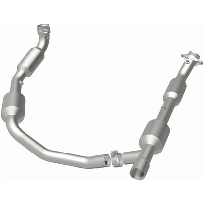 MagnaFlow Direct Fit Catalytic Converter 05-06 Ford E-350 Super Duty 5.4L