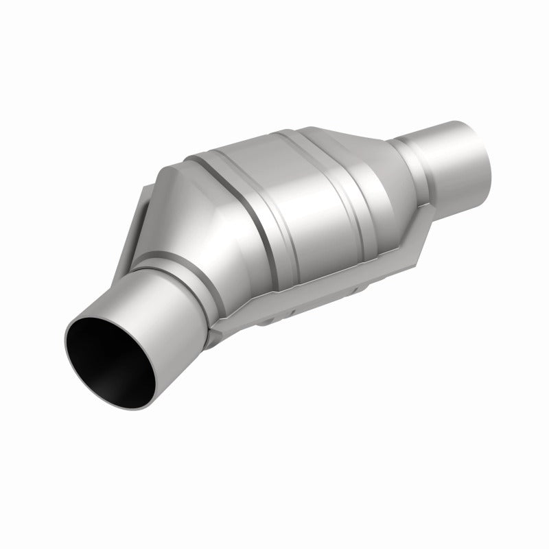 MagnaFlow Universal Catalytic Converter 2.25in Inlet/Outlet Angled Offset/Center Calif OBDII