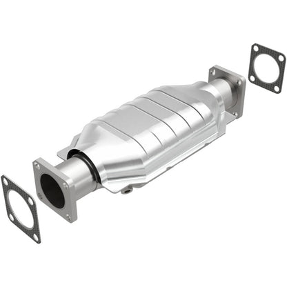 MagnaFlow Direct Fit Catalytic Converter Chevrolet-Isuzu 82 8