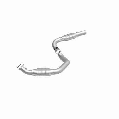 MagnaFlow Direct Fit Catalytic Converter 03-05 Express 2500 4.8L Driver Side