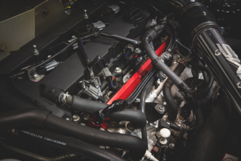 AMS AMS.04.07.0006-1 ALUMINUM FUEL RAIL IN RED WITH PULSATION DAMPENER MITSUBISHI LANCER EVO X