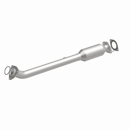 MagnaFlow Direct Fit Catalytic Converter 05-13 Nissan Frontier 2.5L