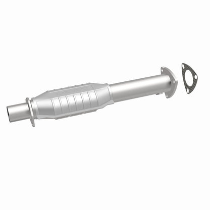 MagnaFlow Direct Fit Catalytic Converter 95-98 GM S10 Pickup 4.3L
