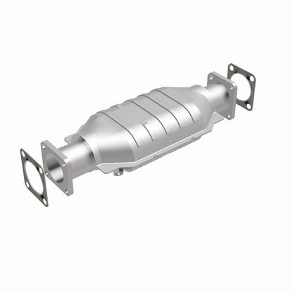 MagnaFlow California Direct Fit Catalytic Conv 75-82 Chevrolet LUV 1.8L / 86-91 Isuzu Trooper 2.3L