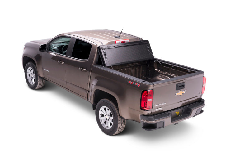 BAK 93-04 Chevy S-10 Sonoma 6ft Bed BAKFlip G2