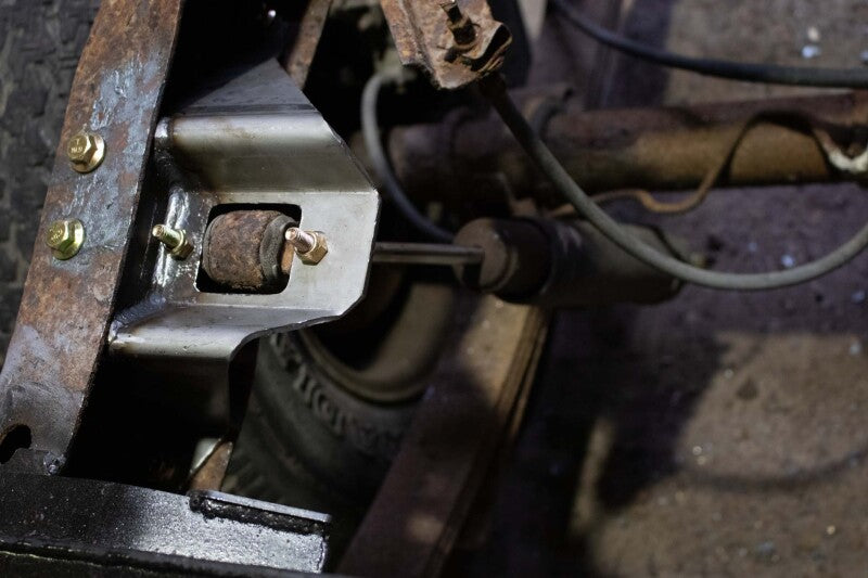 Rustbuster Rear Shock Mount Left Side