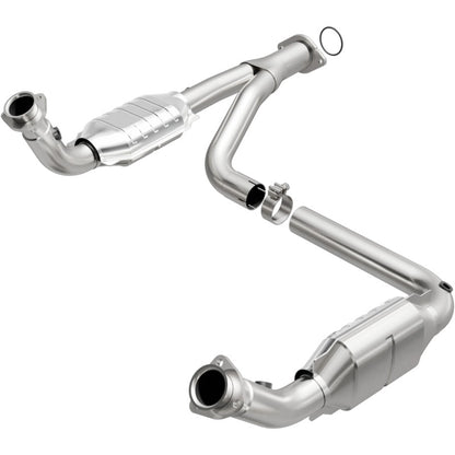 MagnaFlow DF Cat Conv 07-09 Chevrolet/GMC Silverado/Sierra 2500 HD 6.0L Y-Pipe Assy excludes Classic