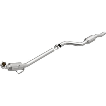 MagnaFlow Direct Fit Catalytic Converter 10-12 Mercedes-Benz GLK350 V6 3.5 OEM Underbody