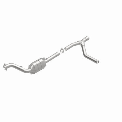 MagnaFlow Direct Fit Catalytic Converter 04-05 Dodge Ram 1500 Pickup 5.7L P/S