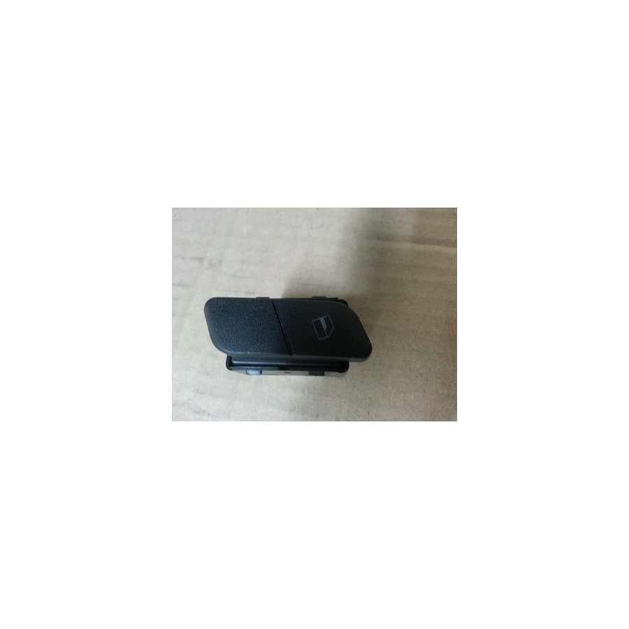 BUGIAD Bsp24089 Window Switch for VW Polo IV Hatchback (9N)
