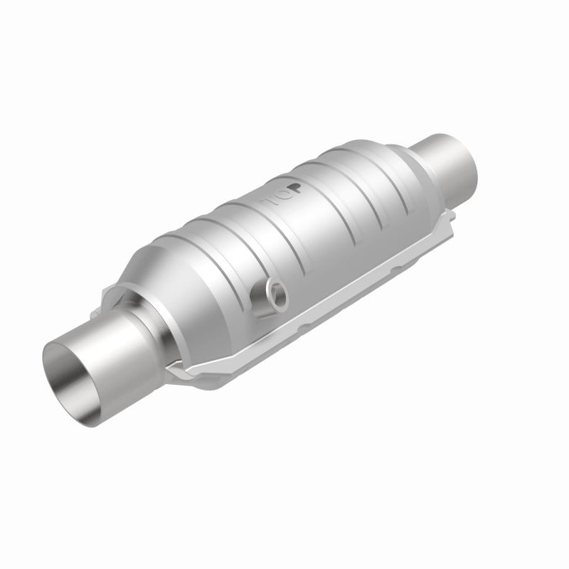 MagnaFlow Universal Catalytic Converter 2.25 OEM Angled O2