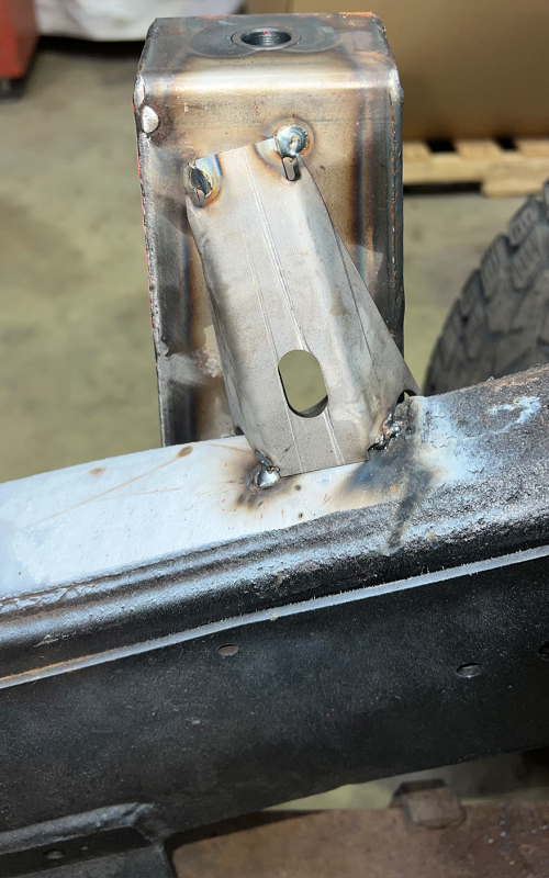 RustBuster Rust Buster 2004-2012 Colorado Front Bed Mount - Right