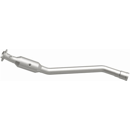 MagnaFlow Direct Fit Catalytic Converter 13-14 Mercedes-Benz GL450 V8 4.6 OEM Underbody
