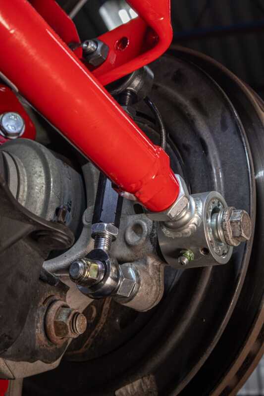 UMI Performance 16-24 Chevrolet Camaro Suspension Stabilizer Bar Link - Red