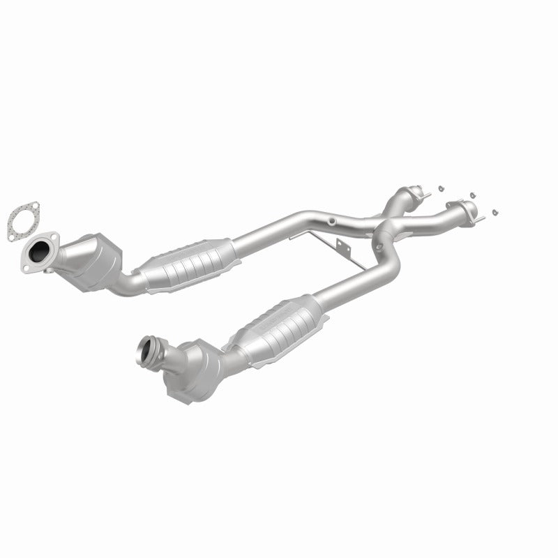 MagnaFlow Direct Fit Catalytic Converter 96-98 Ford Mustang 4.6L