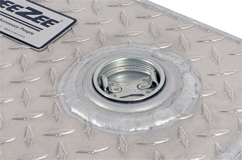 Dee Zee Universal Tanks - Square Brite-Tread Aluminum