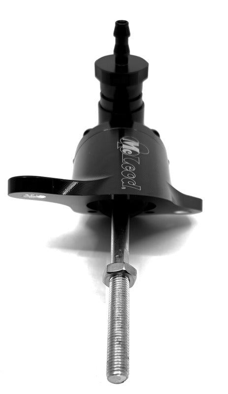McLeod Racing McLeod Master Cylinder 3/4in Bore For Remote Reservoir w/8 Hole Flange Included