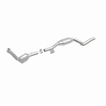 MagnaFlow Direct Fit Catalytic Converter 2003 ML350 3.7L Underbody