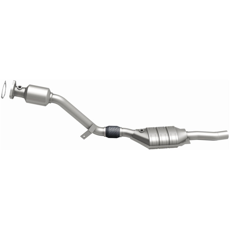 MagnaFlow Direct Fit Catalytic Converter 03 Volkswagen Passat 2.8L