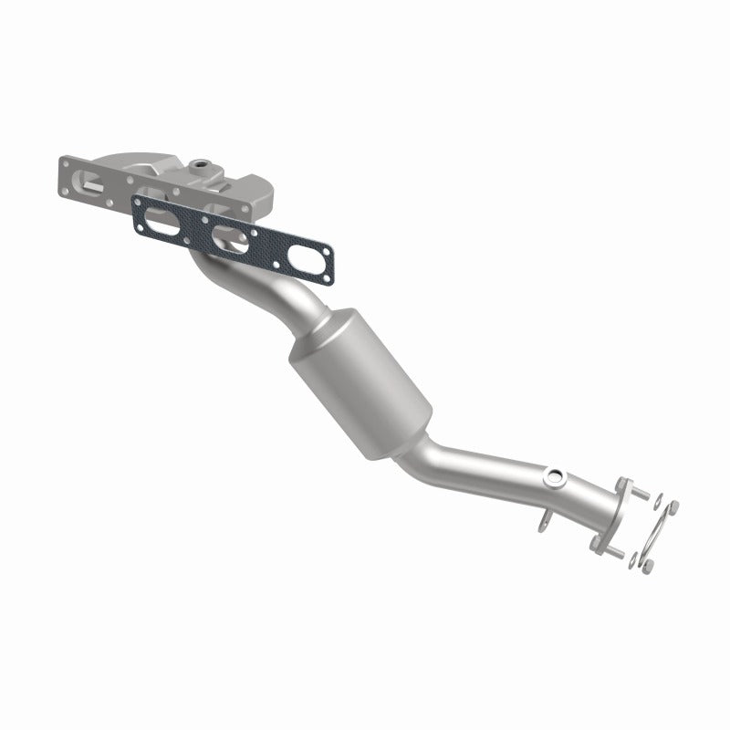 MagnaFlow Direct Fit Catalytic Converter BMW 3 01-05 Front