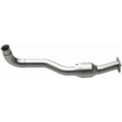 MagnaFlow Direct Fit Catalytic Converter01-05 GM Silv/Sierra 6.6L