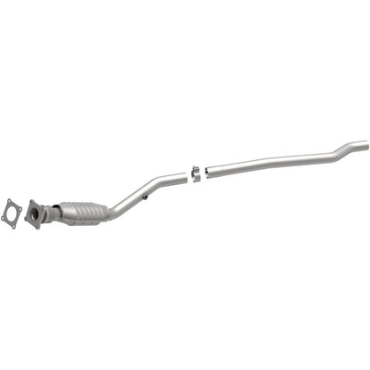 MagnaFlow Direct Fit Catalytic Converter 96-98 Caravan-Voyager 3.3L/
