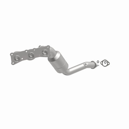 MagnaFlow Direct Fit Catalytic Converter 08-09 528i 3.0L Front