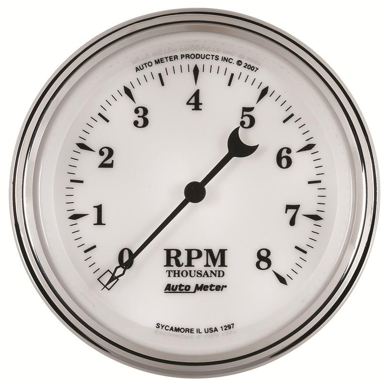 AutoMeter Gauge Kit 2 Pc. Quad & Tach/Speedo 5in. Old Tyme White II