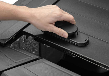 Retrax 2022 Toyota Tundra 8 Foot Bed RetraxPRO MX w/ Deck Rail System
