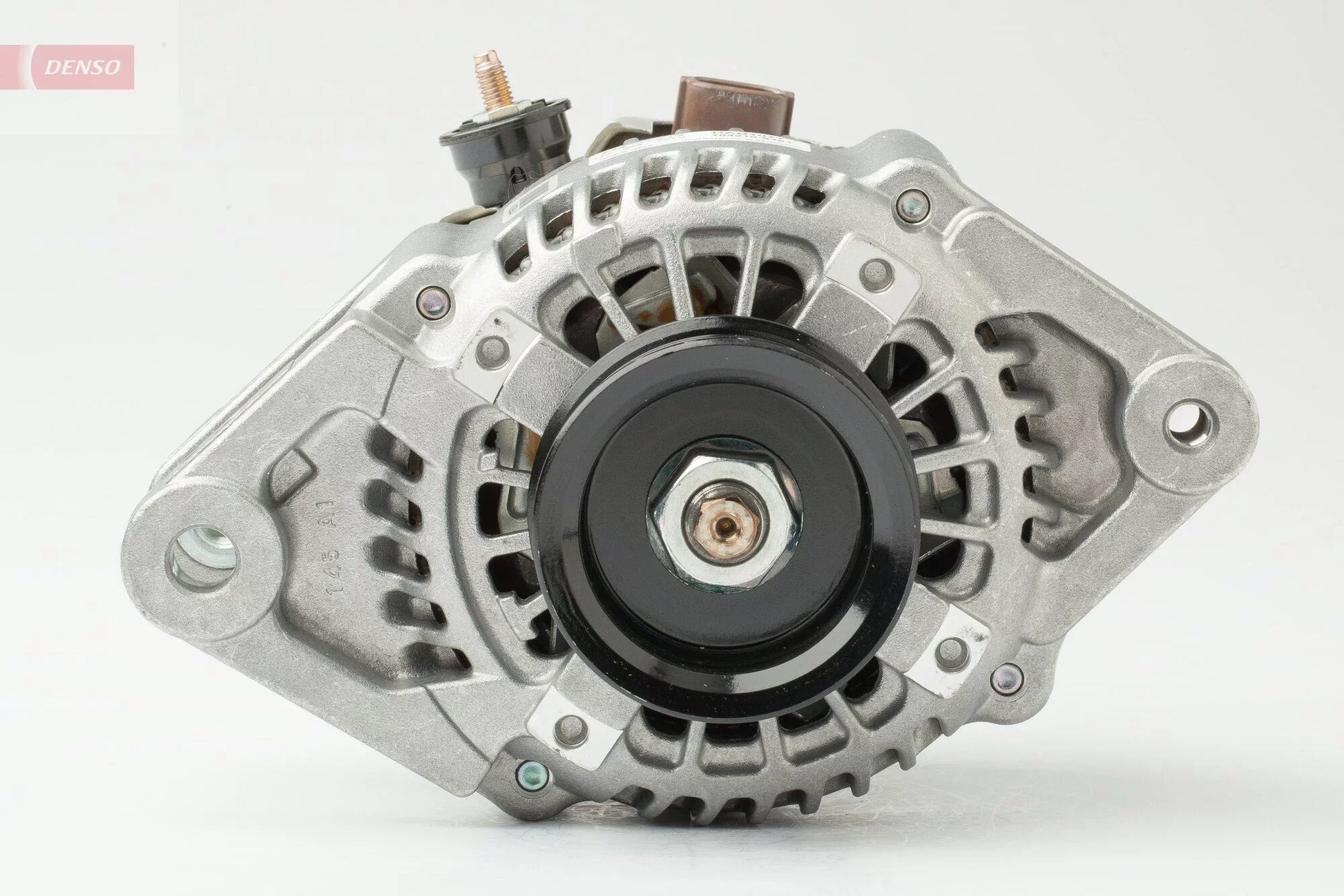 DENSO DAN1077 Alternator for Toyota Yaris II Hatchback (Xp9)