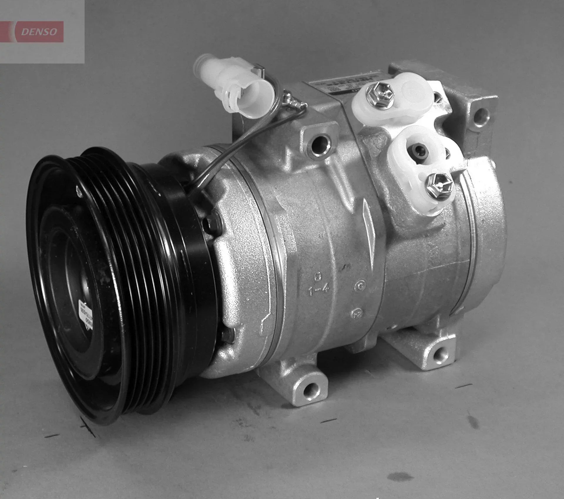 DENSO DCP14008 Compressor, Air Conditioning for Land Rover Freelander