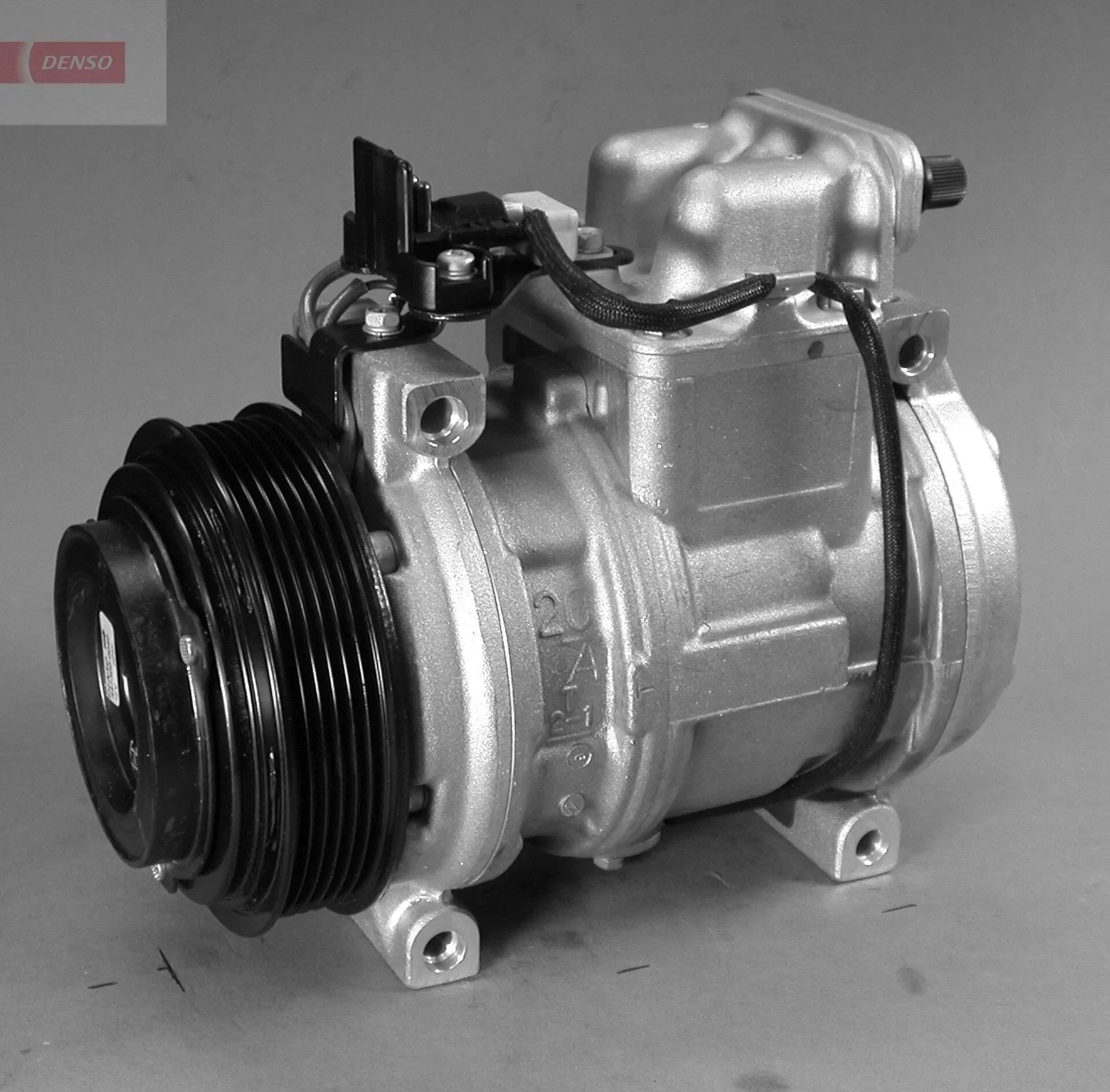 DENSO DCP17005 Compressor, Air Conditioning Suitable for Mercedes-Benz S-Class