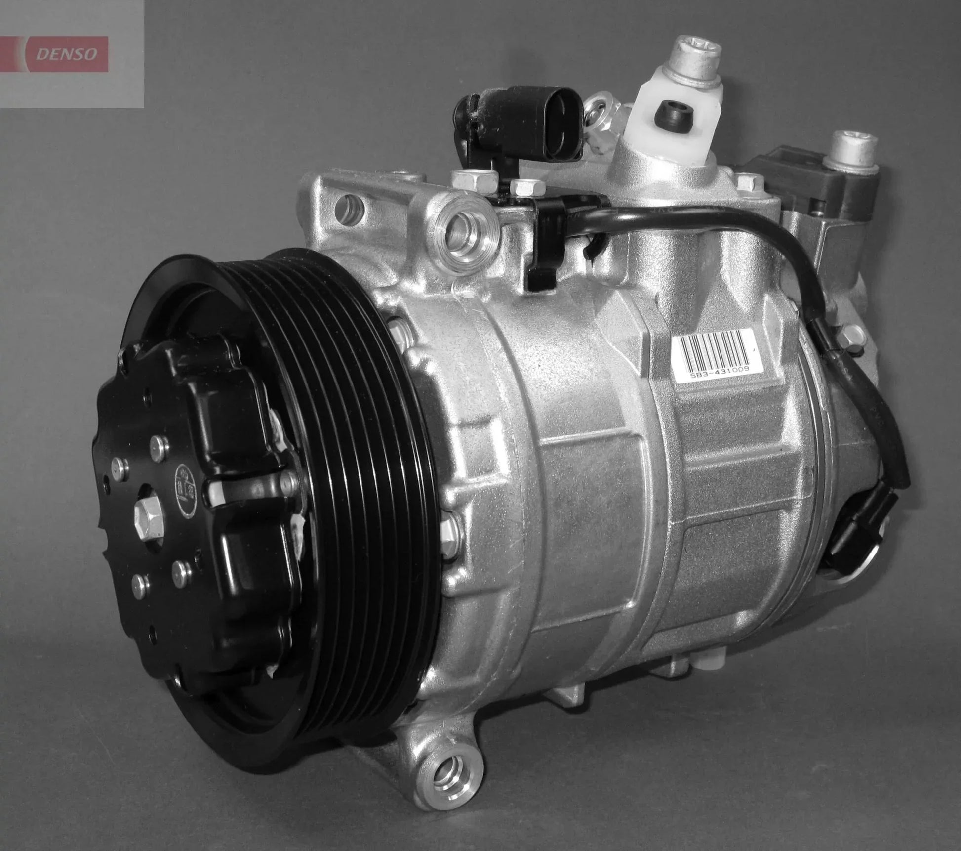 DENSO DCP28010 Compressor, Air Conditioning for Porsche Cayenne (9Pa)