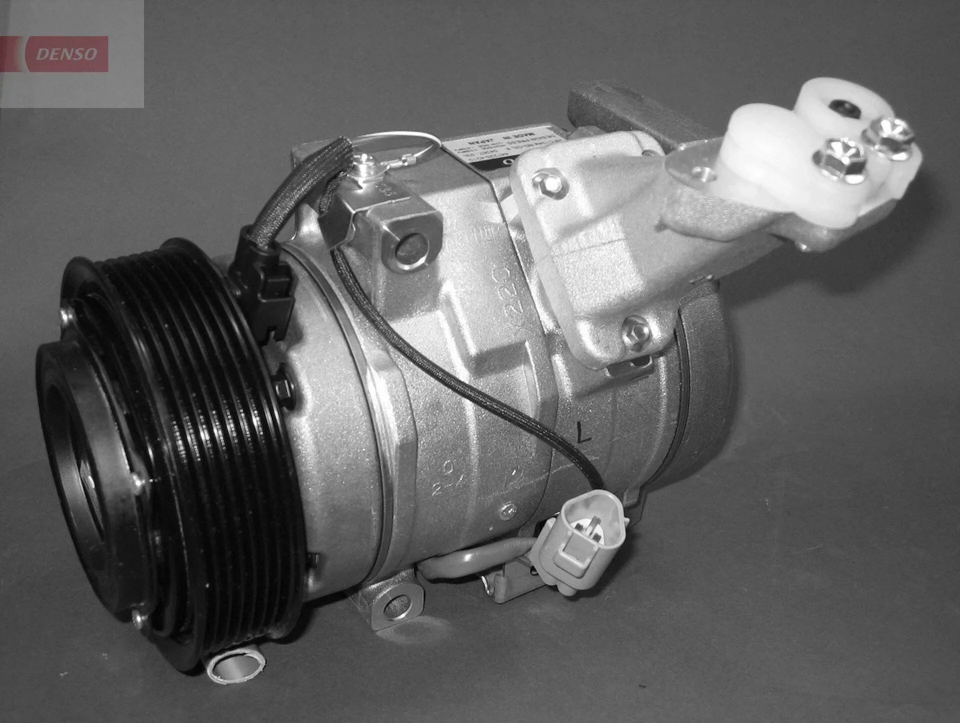 DENSO DCP50224 Compressor, Air Conditioning for Toyota Avensis Verso (M2)