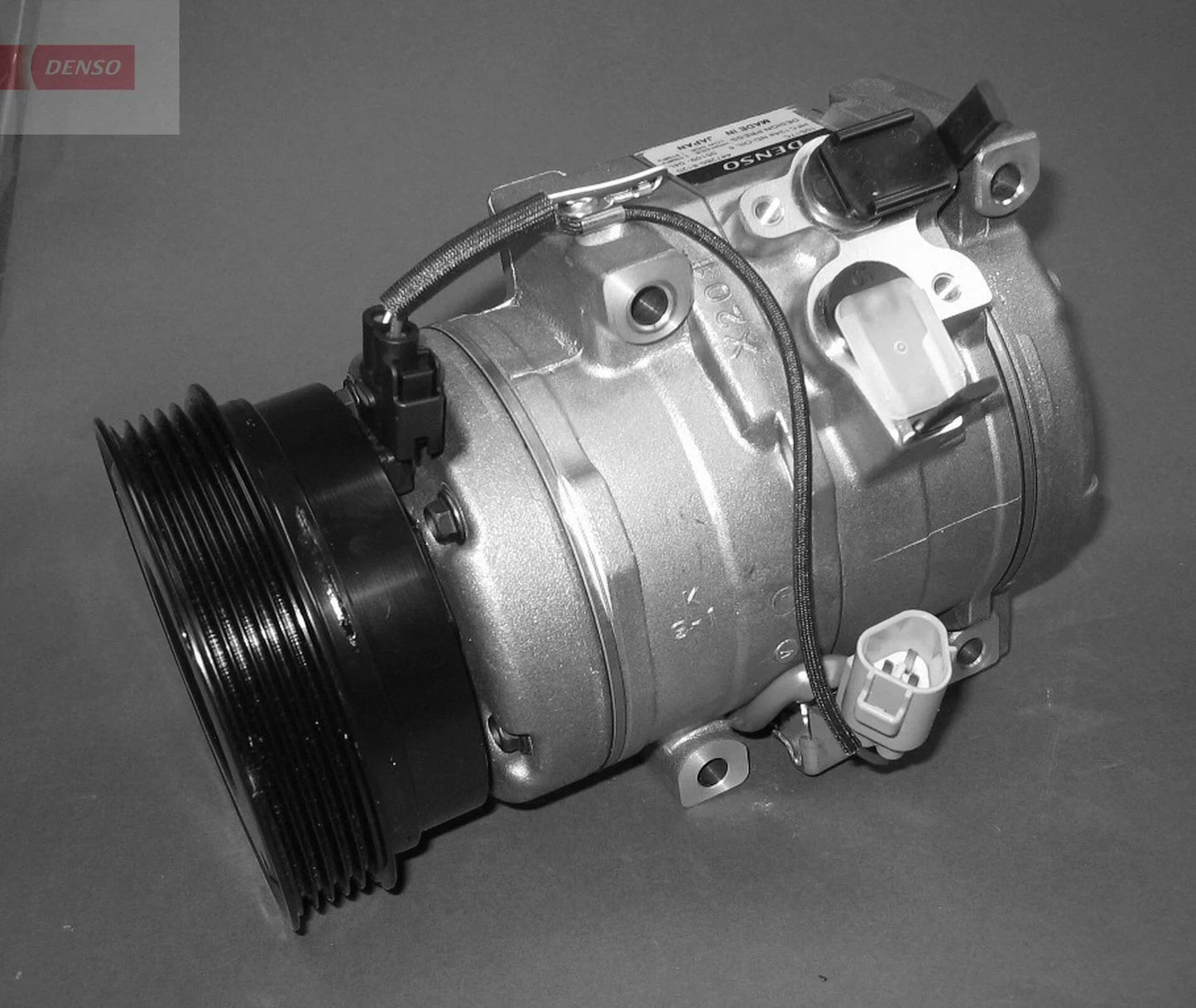 DENSO DCP50226 Compressor, Air Conditioning for Toyota Previa / Estima II (Xr30)